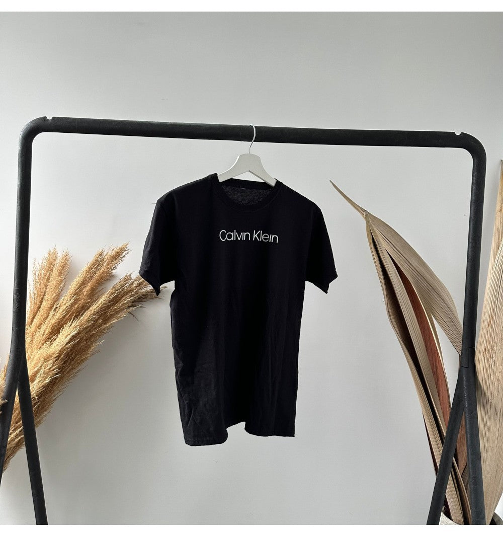 T-SHIRT LOGO